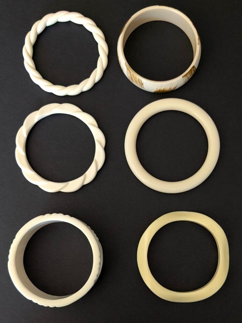 Cream stacking bangle bundle - Picture 5 of 12